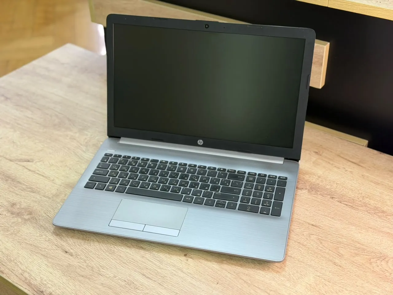 HP Core i5 noutbuk — şəkil 4