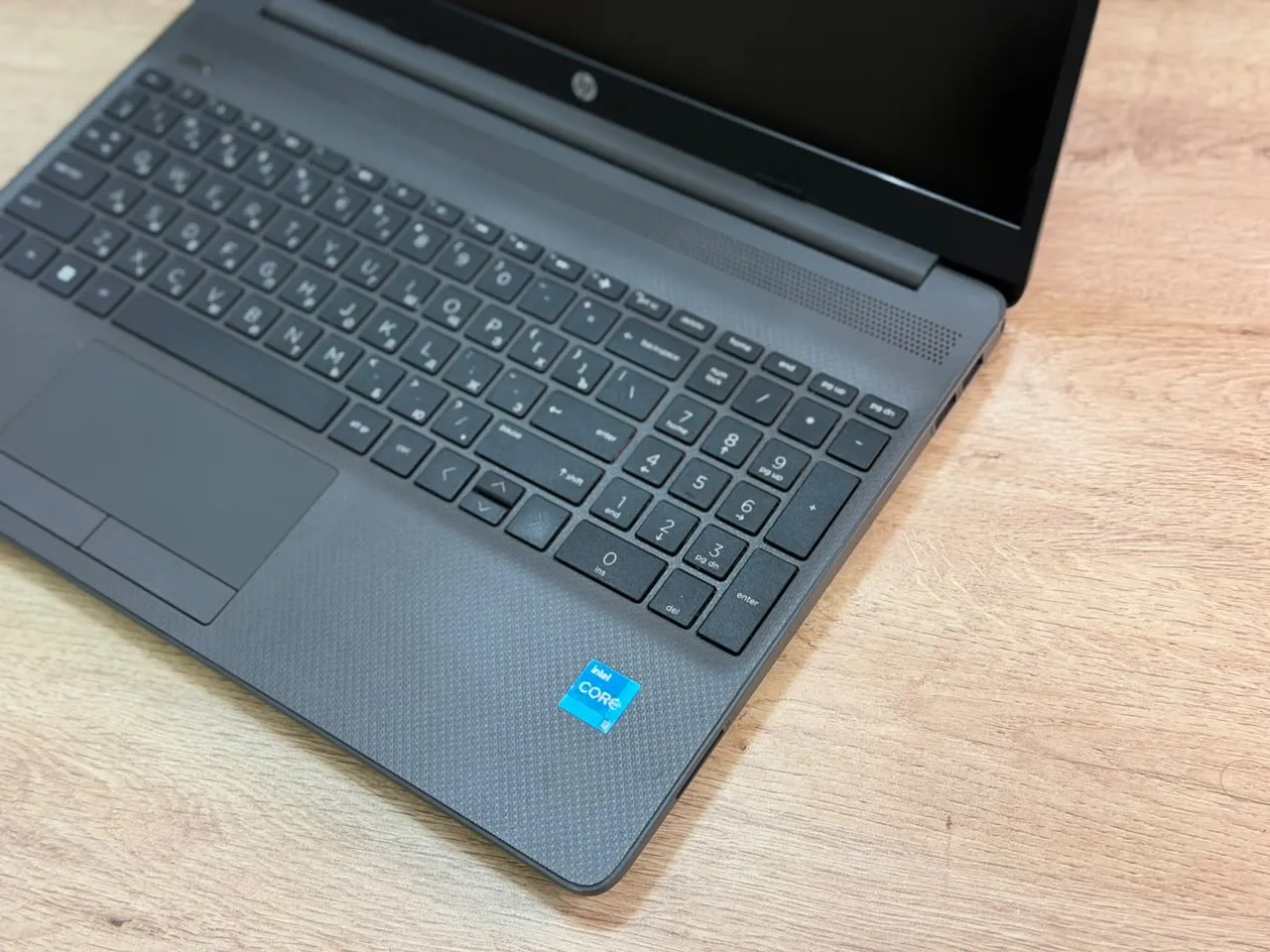 HP Core i3 noutbuk — şəkil 2